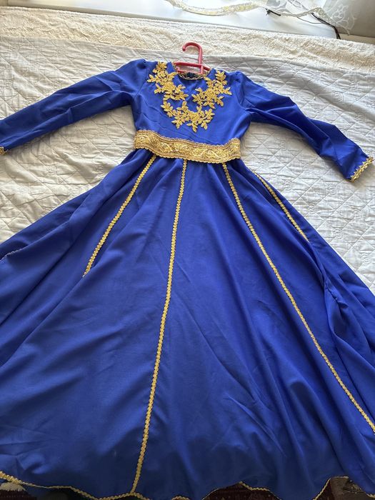 Продаю платье национальные