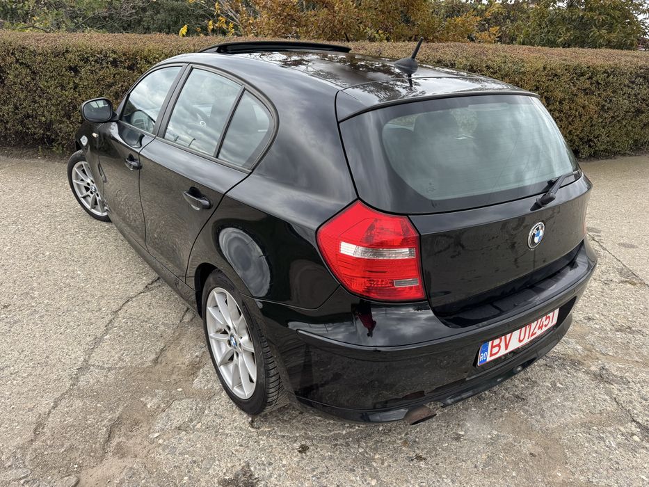 BMW 1 Series 2010 — imagine 7