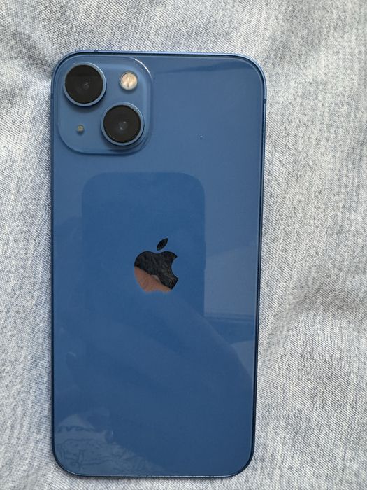 Срочно Продам айфон 13