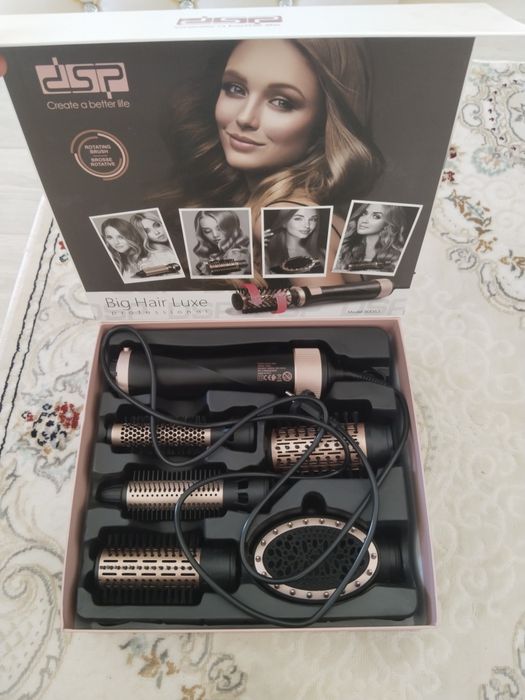 Продам фен с 5 насадками