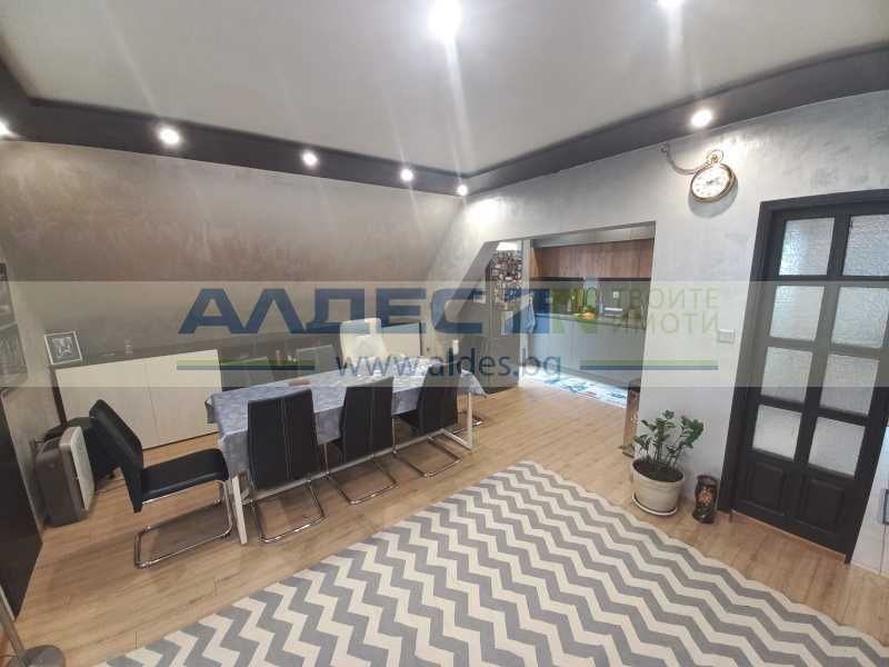 Продава се Тристаен апартамент в София, Витоша - 120 кв.м за 2917 €/кв.м - Снимка #1