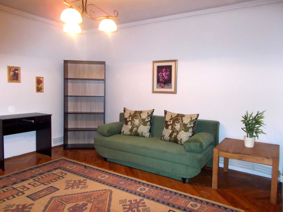 Dau in chirie garsoniera la Dacia