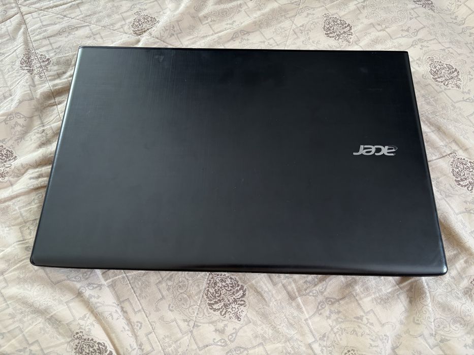Ноутбук Acer.