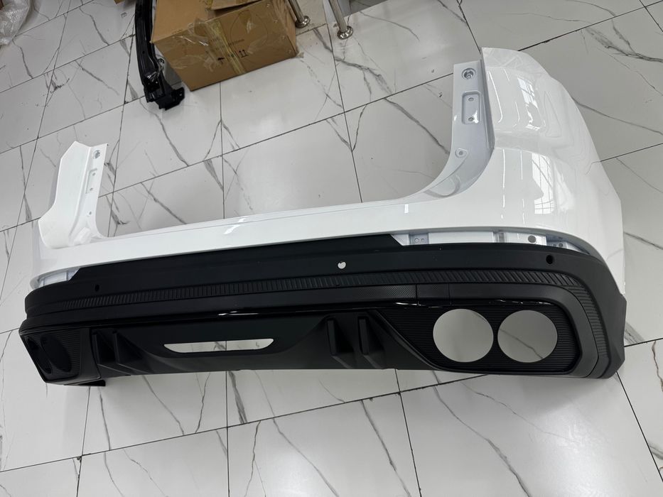 Задний бампер белый Jetour X70 Plus