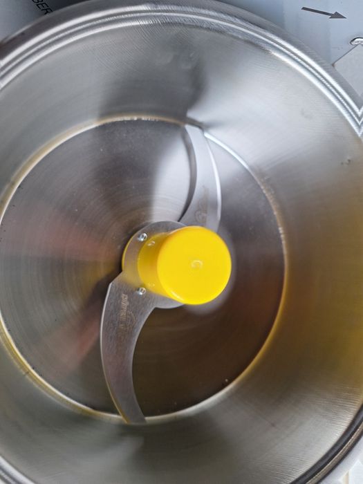 Кутер  - зеленчукорезачка 5л. и 8л. за раздробяване на зеленчуци