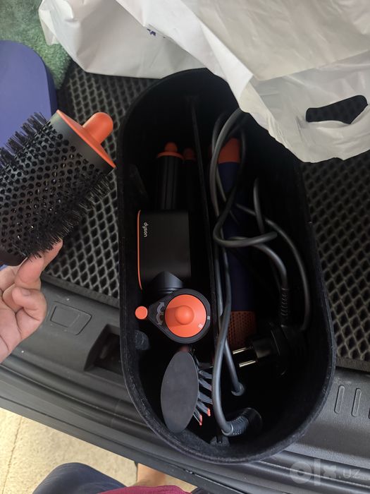 Dyson. Airwap hs 08. В почти новом состоянии.