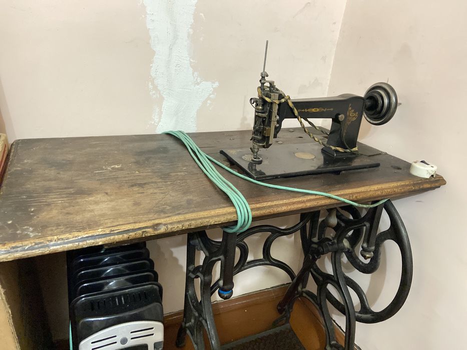 Швейная мошина; popuri moshina