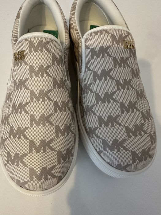 Детски обувки на MICHAEL KORS номер 32.5
