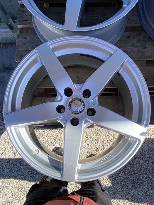 18 цола 5 х 112 мм Мерцедес , Ауди , Фолксваген , Шкода , VW