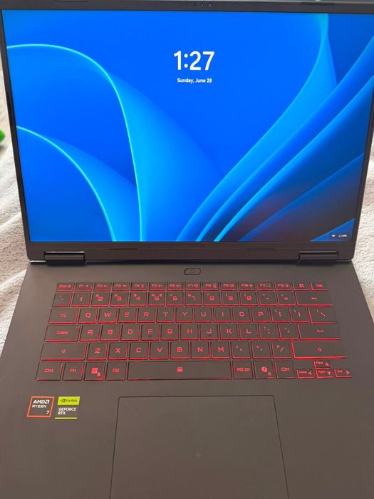 Laptop Gaming GIGABYTE A16