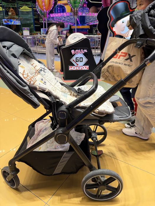 Срочно продам коляска серый New Lux