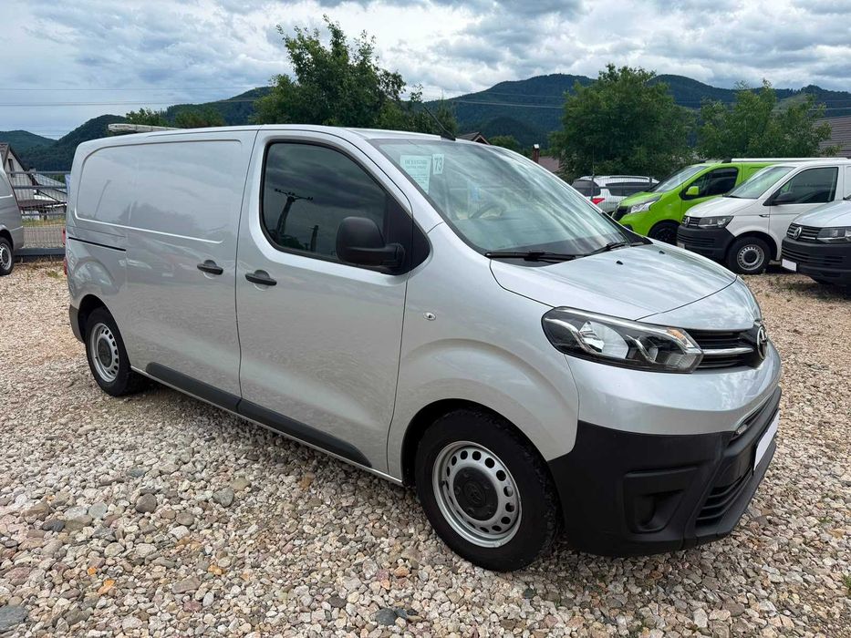 Toyota proace vw transporter 2018