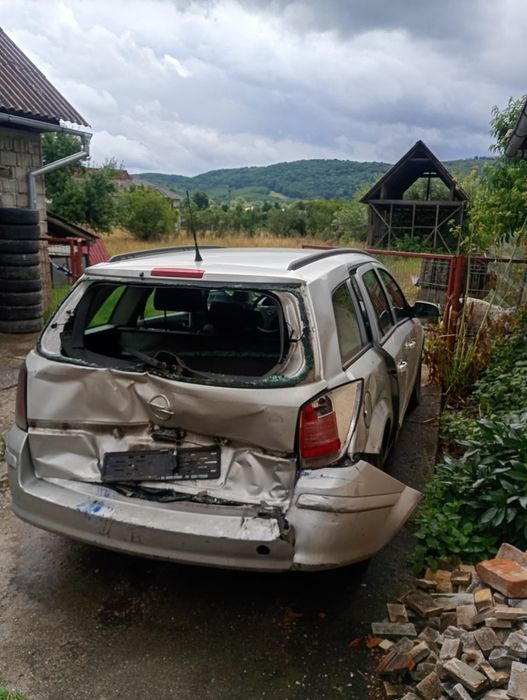 OPEL Astra 2005 — imagine 3