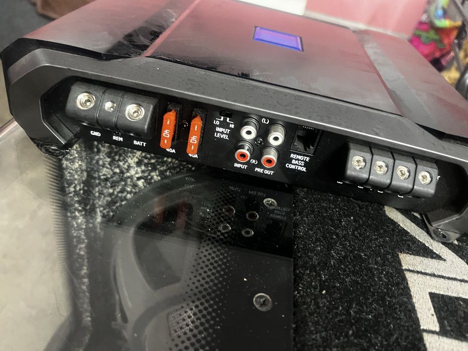 Сабвуфер Alpine750W +усилитель 1500W