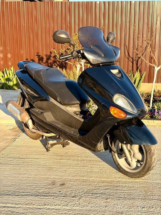 Yamaha Majesty 125 CC se conduce cu permis B perfect funcțional!