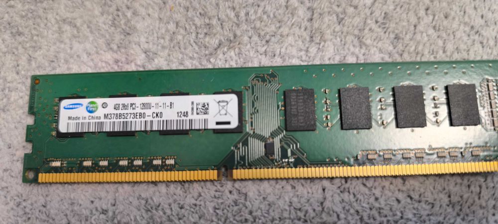 Vand memorii DDR 3 --  2 kituri