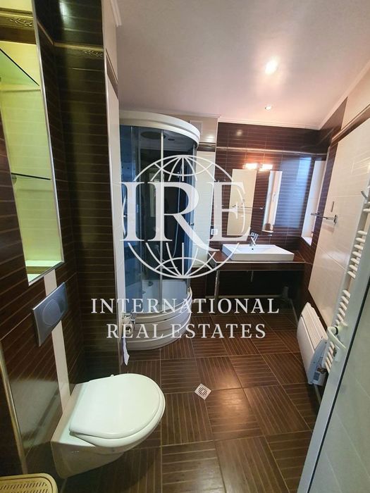 Продава се Четиристаен апартамент в Варна, Колхозен пазар - 130 кв.м за 2385 €/кв.м - Снимка #9