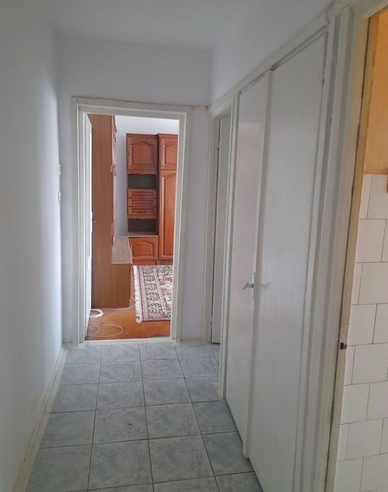 Închiriez Apartament 3 camere calea sagului