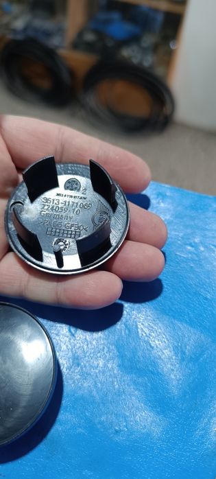 Колпачки центрального отверстия!