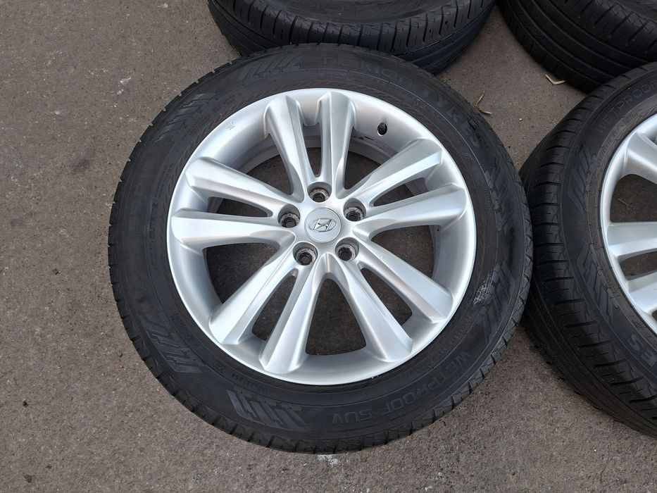 18" 5X114.3mm Hyundai, 5х114.3мм Хюндай Оригина с гуми 225/55/18 Nokian
