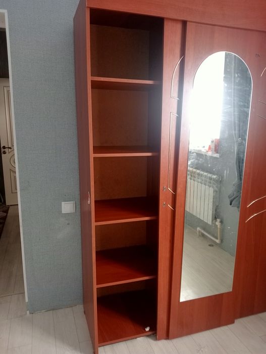 Спальный шифанер, сандук, 2 камод.