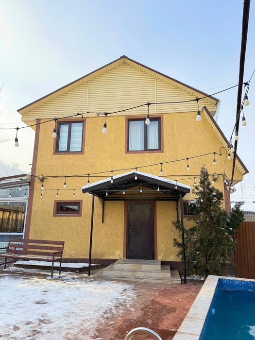 Коттедж ( дом ) с бассейном