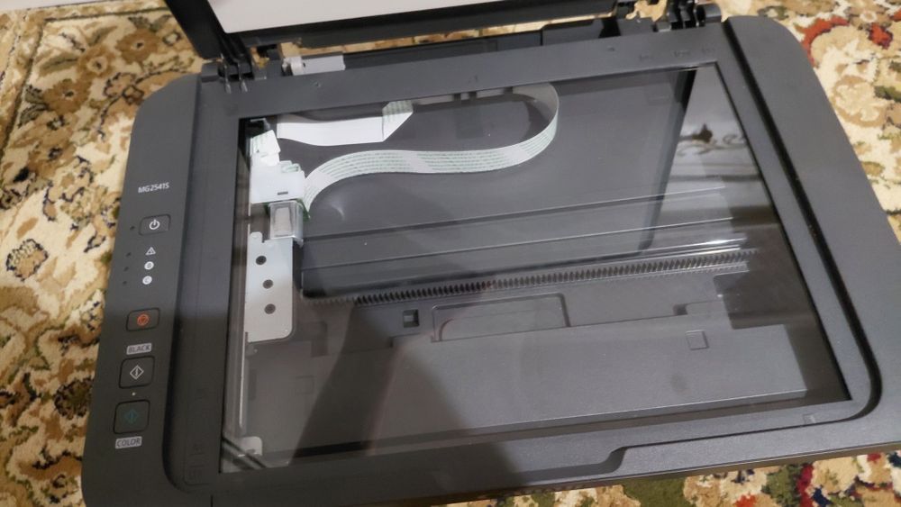 Продам принтер за ненадобностью.