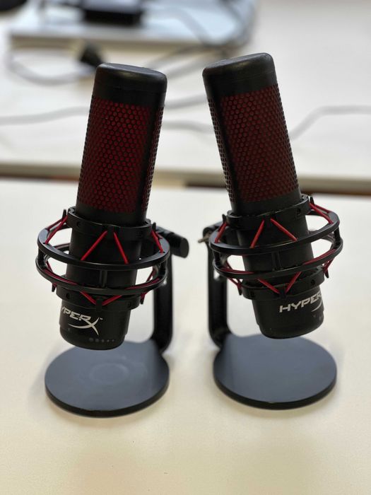 Mikrafon Hyper X podcast uchun.