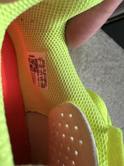 Детски футболни обувки стоножки adidas номер 37 1/3