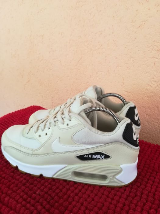 Adidași Nike Air Max nr 38,5 dama