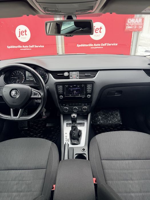 Vand Skoda Octavia 2016 2.0 automat 150 cp Euro 6 fara AD blue