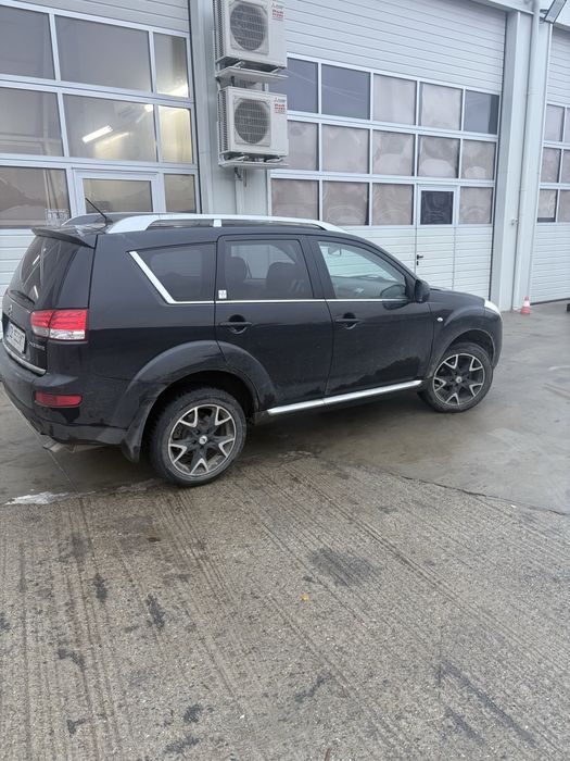 Citroen C-Crosser 2009г 2.2 HDI 156 коня