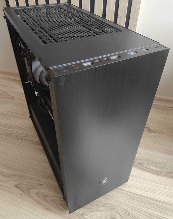 Отличен Kомпютър - AMD Ryzen 7 5700X 32GB DDR4 2TB SSD