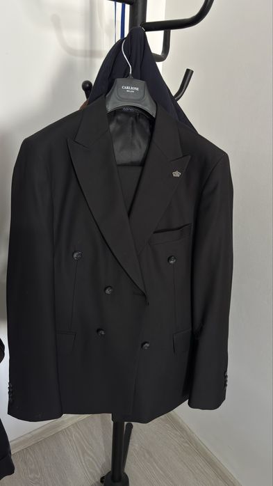 Продам костюм новый