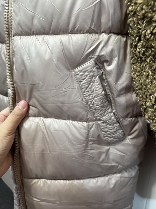 Продам куртку за 10000 тг