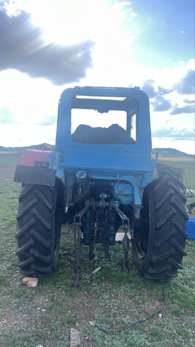МТЗ 80 на ходу