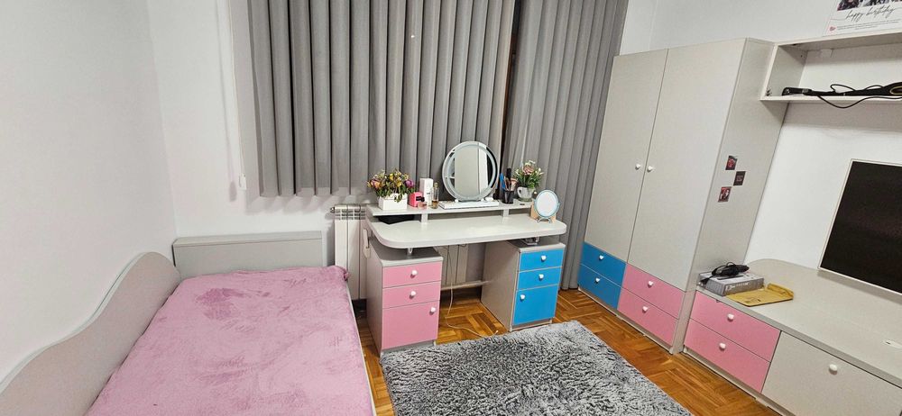 Гардероб, 2бр. легла и мебели за детска стая