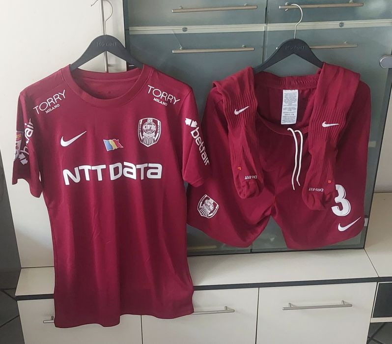Pături fleece Rapid și tricou CfrCluj