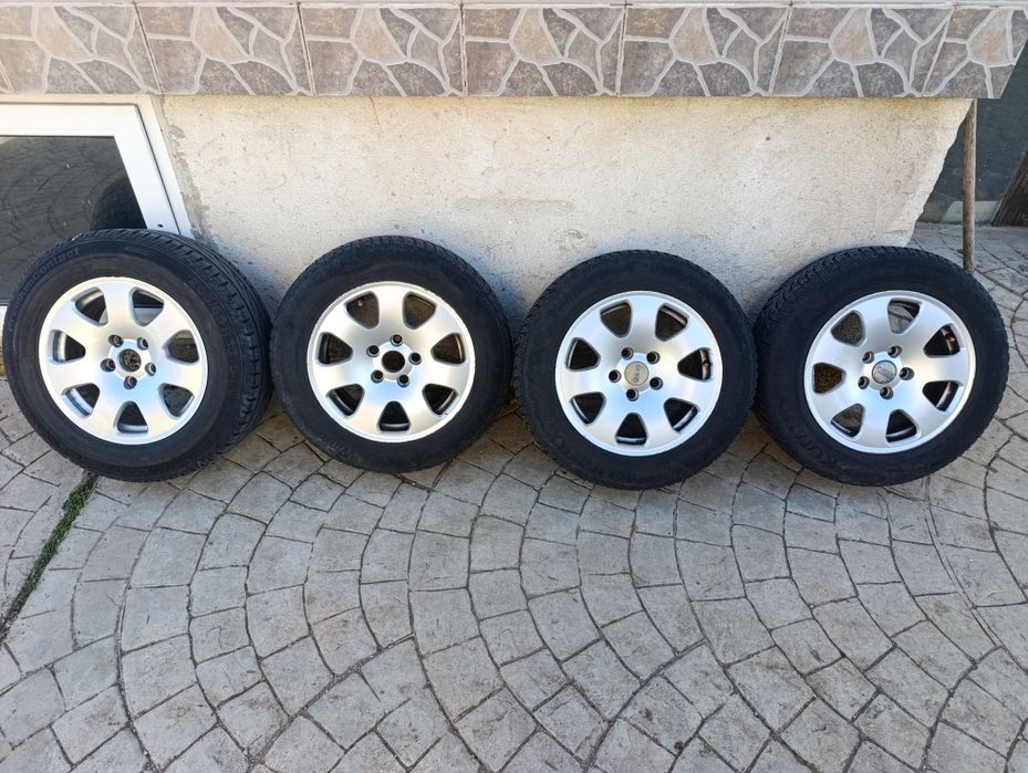4 джанти с 4 гуми 2 капачки 15ки от Ауди а4 б6 2002г.