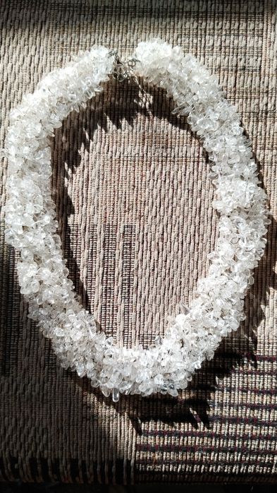 Бусы из горного хрусталя