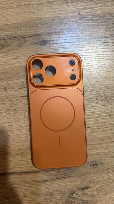 Чехол на Айфон 17pro max