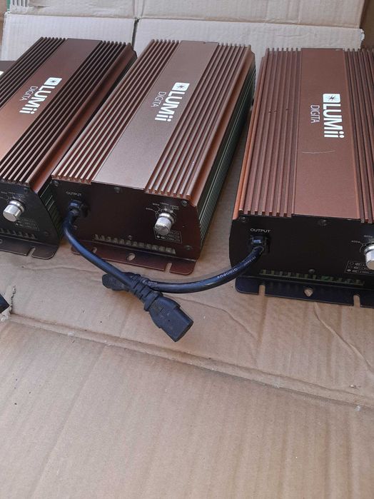 NANOLUX 1000w LuMii Digita 1000w digital ballast
