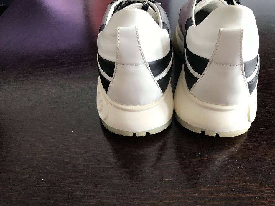 Adidasi JIMMY CHOO impecabili iam incaltat de cateva ori suta la suta