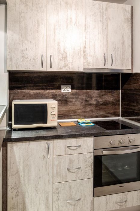 Дава се под наем Тристаен апартамент в Пловдив, Христо Смирненски - 67 кв.м за 408 € - Снимка #1