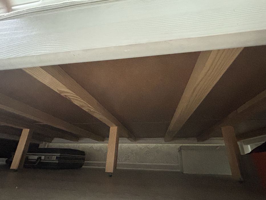 Продам двухъярусную кровать