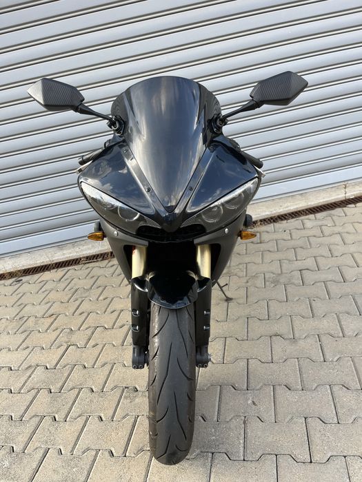 Yamaha  YZF R6 . Vanzari si in rate!