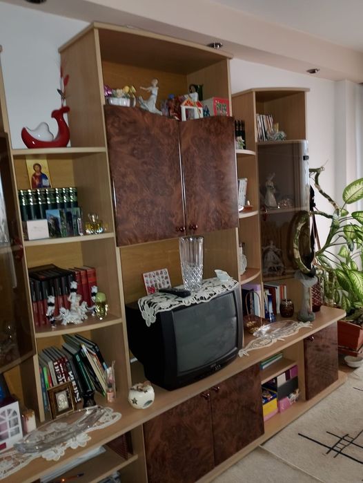 Apartament de închiriat