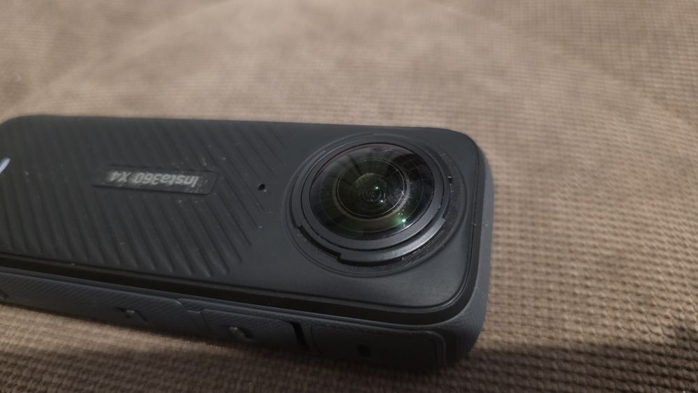 Insta360 X4 комплект