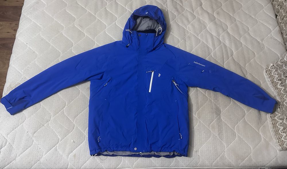 Peak Performance Maroon Men’s Jacket