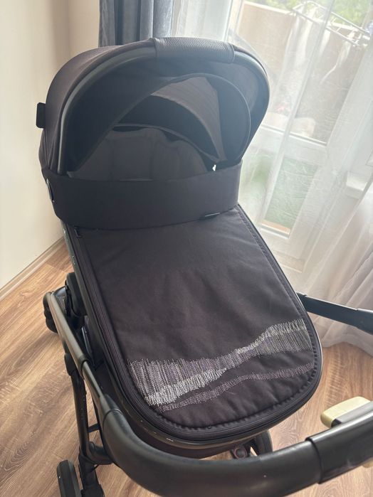 Бебешка количка Maxi cosi